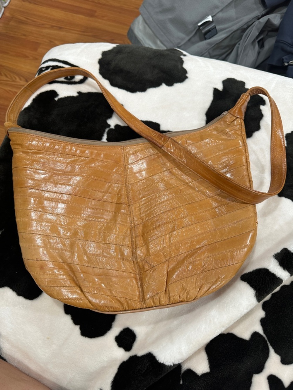 Vintage Genuine Eel Skin Shoulder
Bag